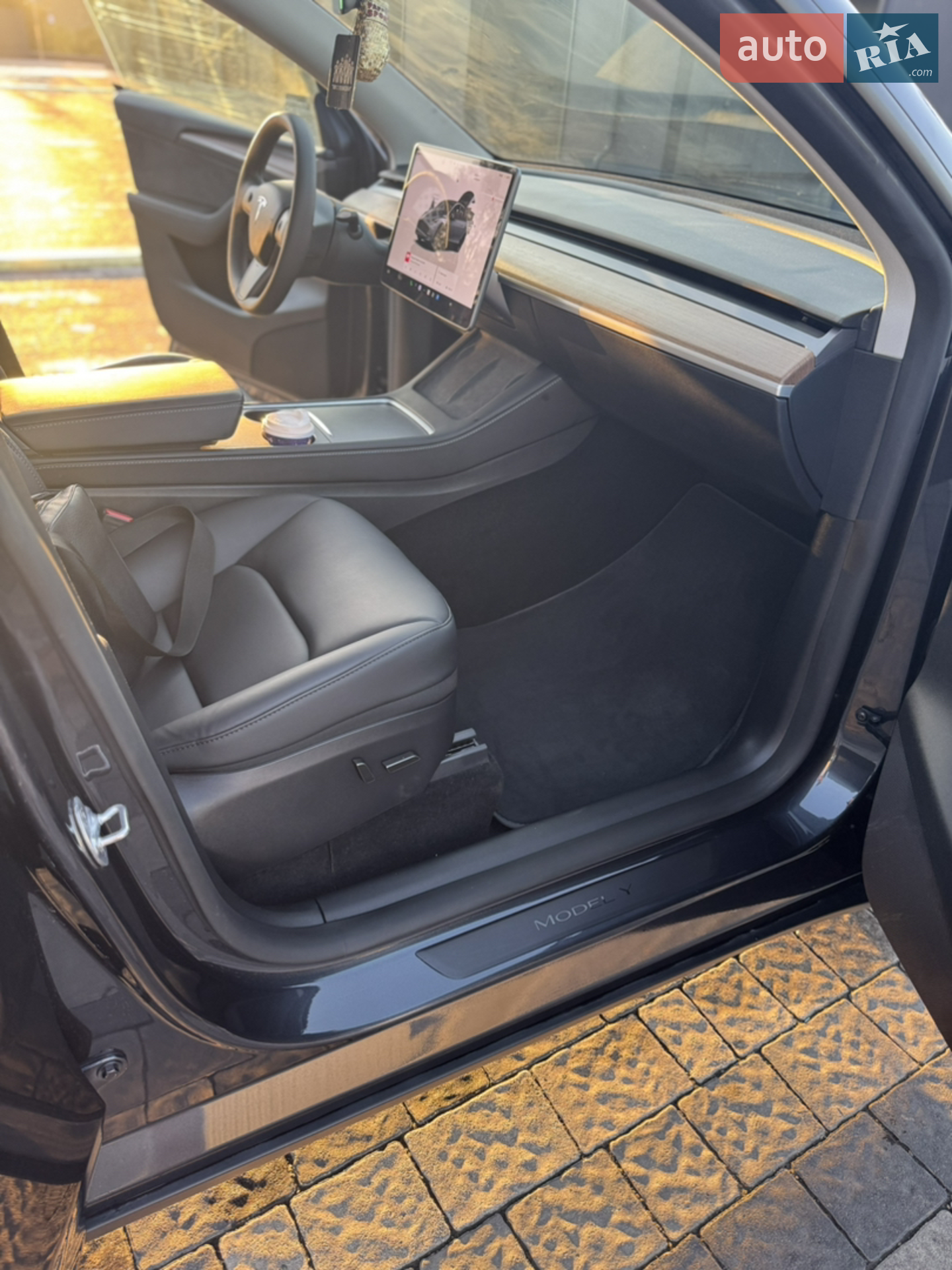 2024 Tesla Model Y - мініатюра 13