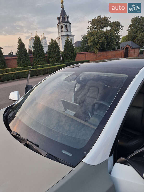 Внедорожник / Кроссовер Tesla Model Y 2021 в Луцке