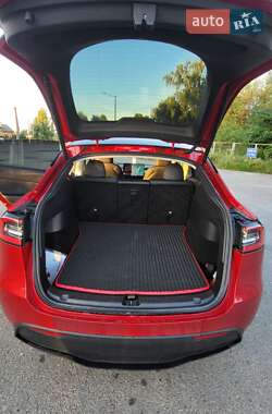 Внедорожник / Кроссовер Tesla Model Y 2021 в 