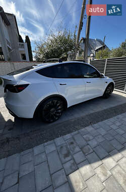 Позашляховик / Кросовер Tesla Model Y 2022 в 