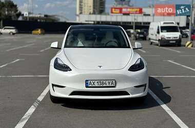 Позашляховик / Кросовер Tesla Model Y 2022 в 