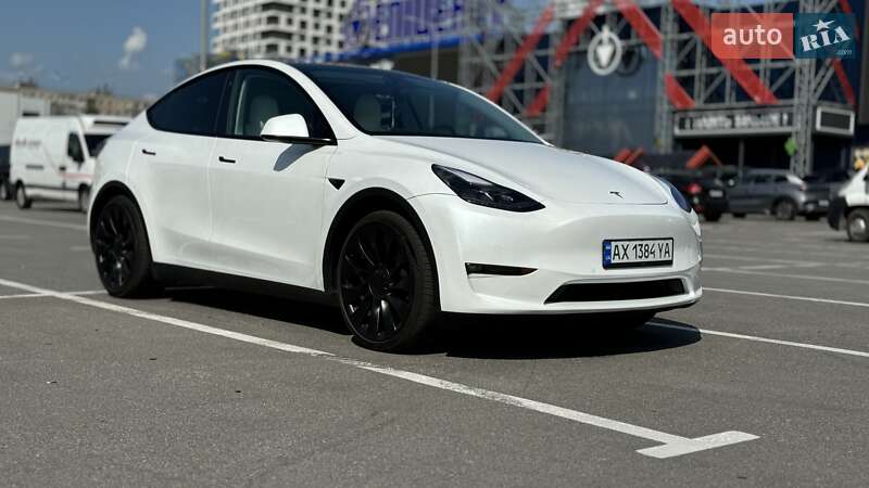 Внедорожник / Кроссовер Tesla Model Y 2022 в Киеве