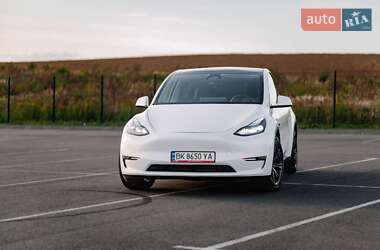 Внедорожник / Кроссовер Tesla Model Y 2024 в Ровно
