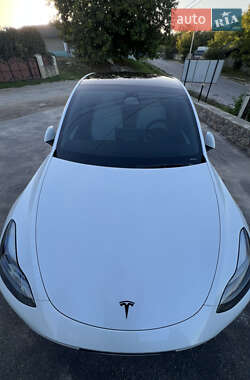 Внедорожник / Кроссовер Tesla Model Y 2023 в 