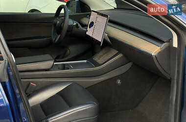 Внедорожник / Кроссовер Tesla Model Y 2021 в 
