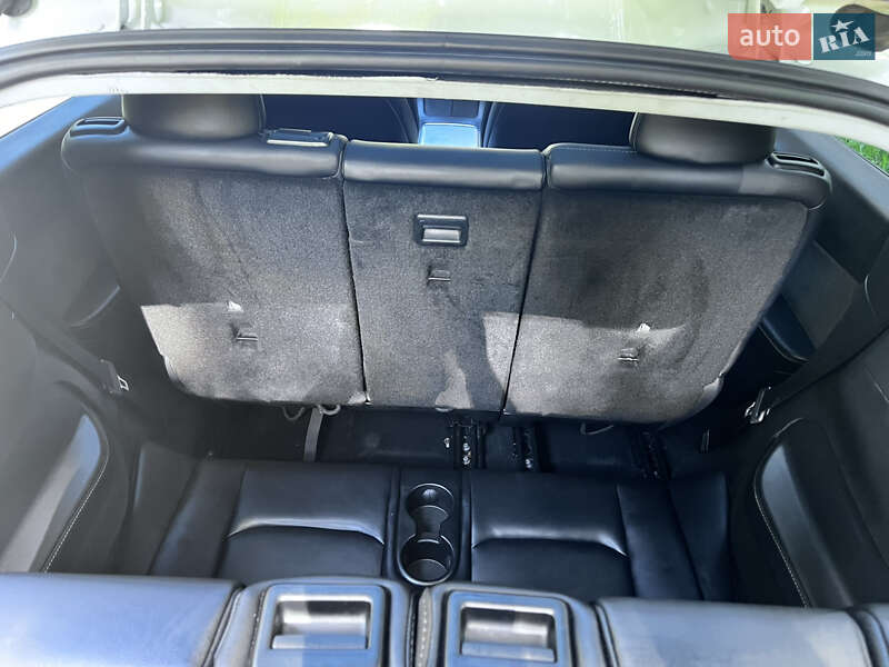 Внедорожник / Кроссовер Tesla Model Y 2021 в Ужгороде