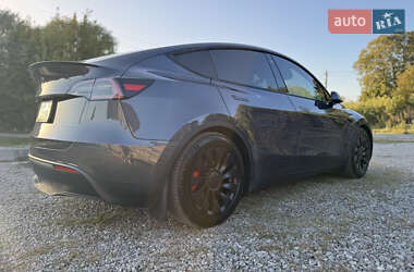 Внедорожник / Кроссовер Tesla Model Y 2022 в 