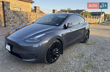 Внедорожник / Кроссовер Tesla Model Y 2022 в 