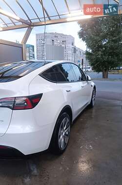 Внедорожник / Кроссовер Tesla Model Y 2022 в 