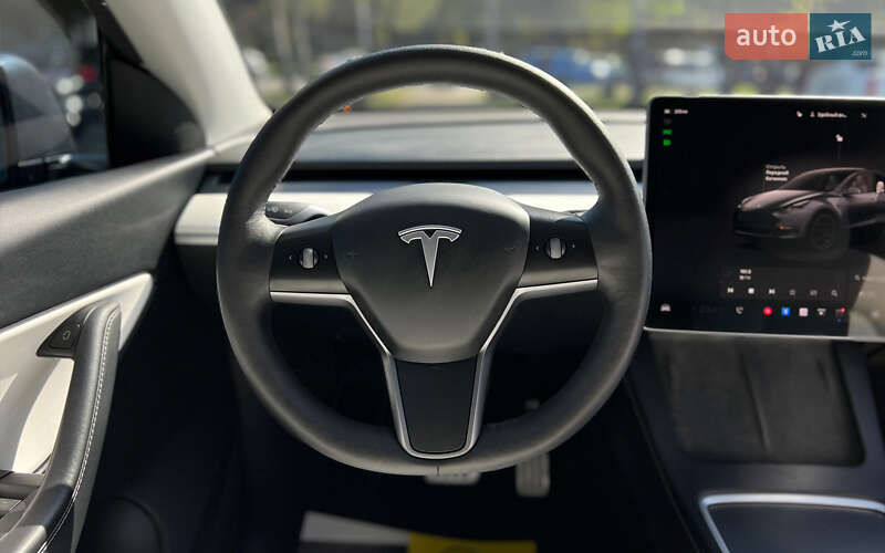Позашляховик / Кросовер Tesla Model Y 2022 в Львові