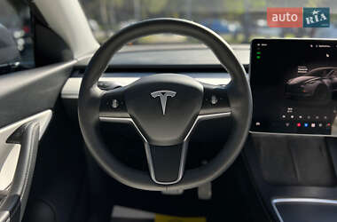 Позашляховик / Кросовер Tesla Model Y 2022 в 