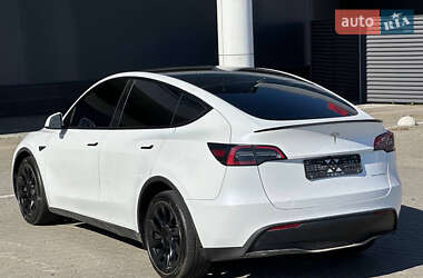 Внедорожник / Кроссовер Tesla Model Y 2023 в 