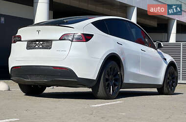 Внедорожник / Кроссовер Tesla Model Y 2023 в 