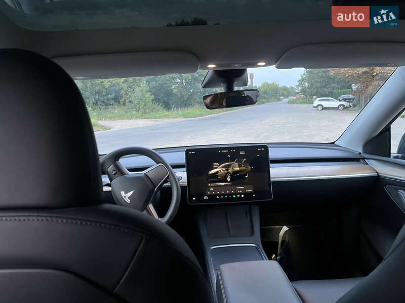 Внедорожник / Кроссовер Tesla Model Y 2022 в Львове