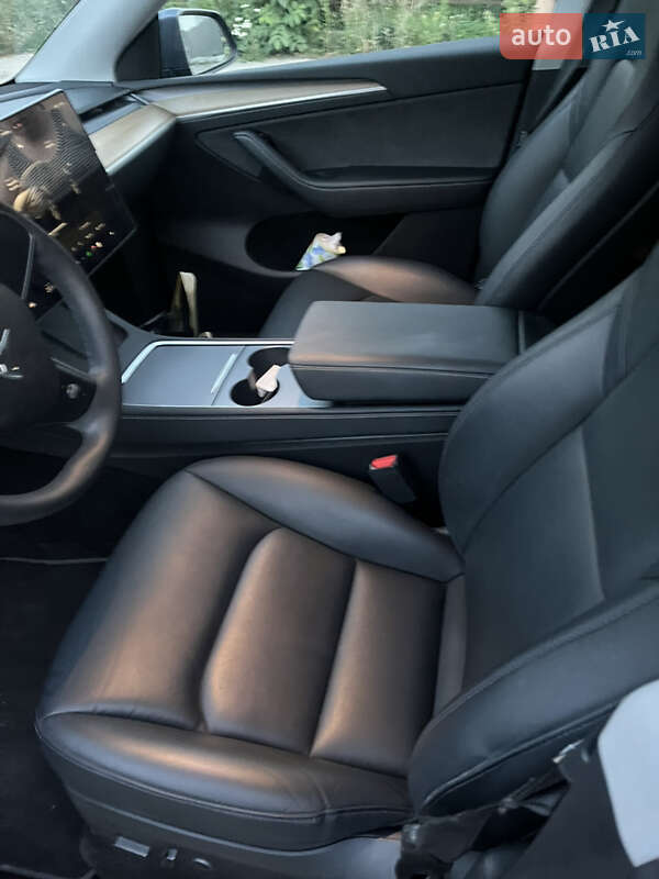 Внедорожник / Кроссовер Tesla Model Y 2022 в Львове
