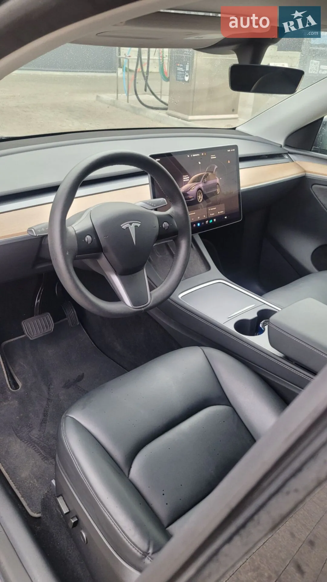 2024 Tesla Model Y - мініатюра 4