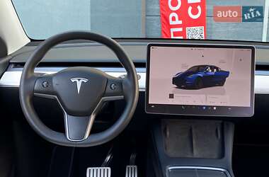 Позашляховик / Кросовер Tesla Model Y 2022 в 