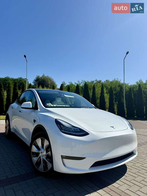 Внедорожник / Кроссовер Tesla Model Y 2021 в Ивано-Франковске