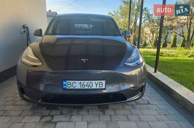 Позашляховик / Кросовер Tesla Model Y 2022 в 