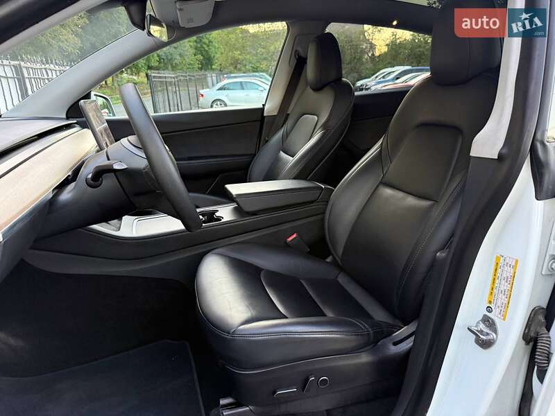 Позашляховик / Кросовер Tesla Model Y 2021 в Хмельницькому