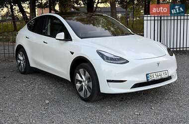 Внедорожник / Кроссовер Tesla Model Y 2021 в 
