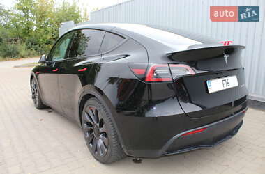 Внедорожник / Кроссовер Tesla Model Y 2023 в 