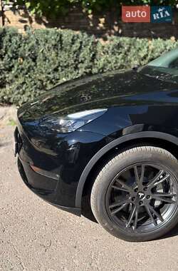 Внедорожник / Кроссовер Tesla Model Y 2024 в 