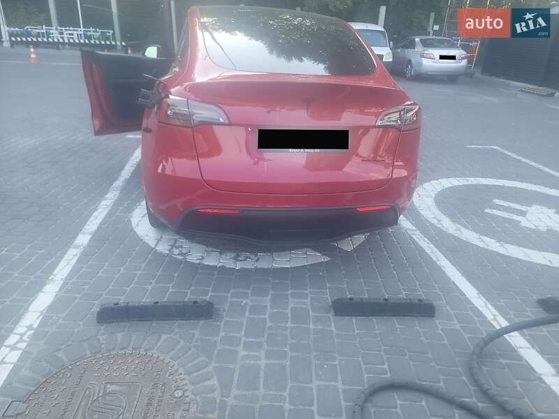 Внедорожник / Кроссовер Tesla Model Y 2022 в Киеве фото 5 Внедорожник / Кроссовер Tesla Model Y 2022 в Киеве