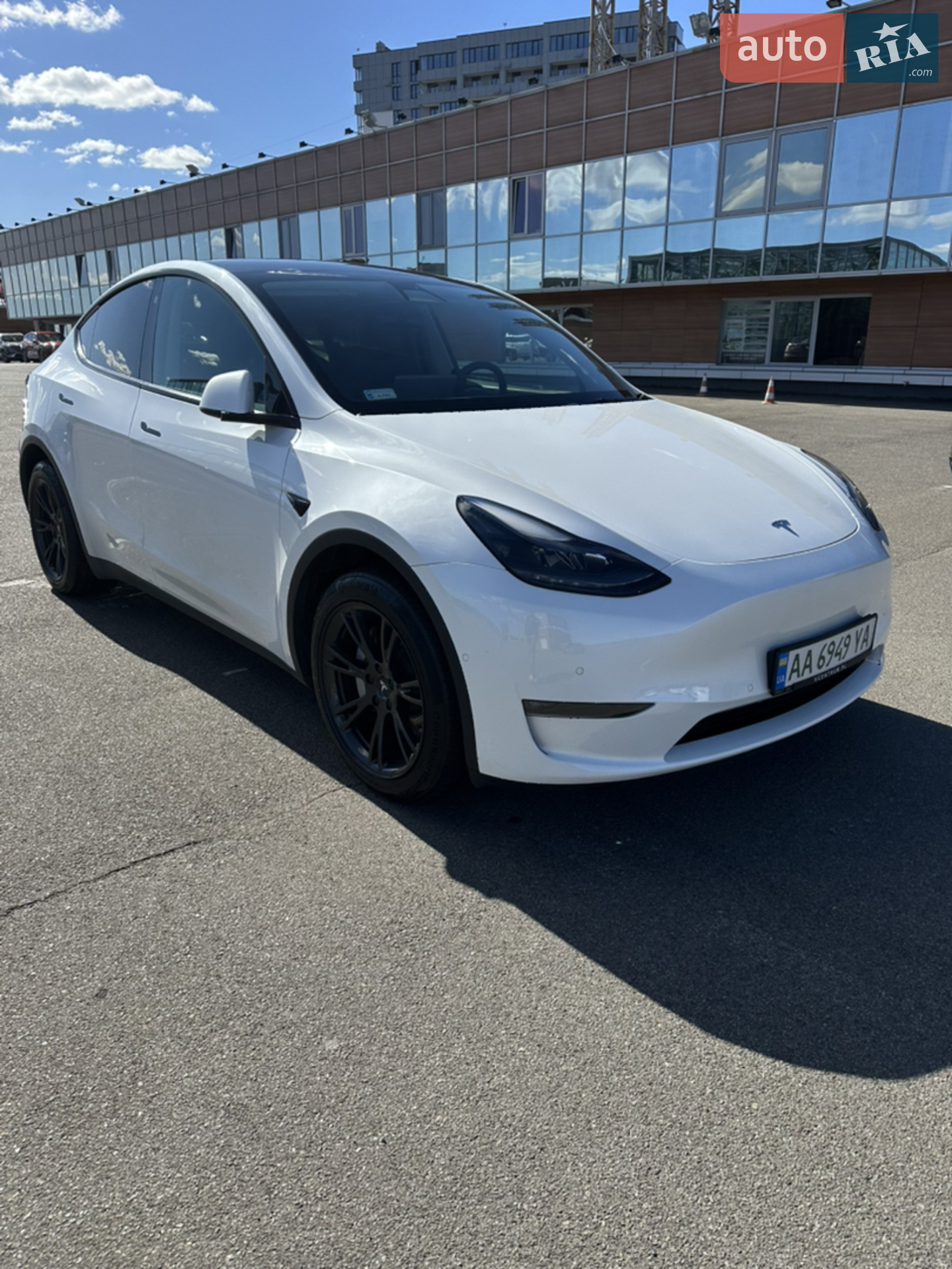 2021 Tesla Model Y - мініатюра 3
