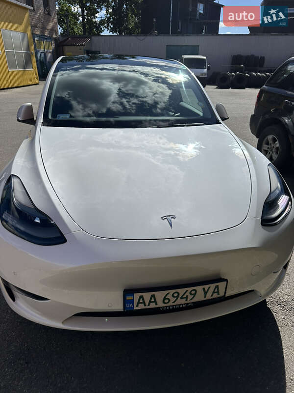Позашляховик / Кросовер Tesla Model Y 2021 в Києві