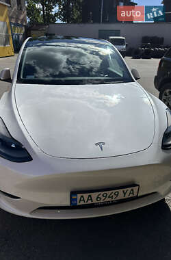 Позашляховик / Кросовер Tesla Model Y 2021 в 