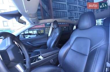 Позашляховик / Кросовер Tesla Model Y 2020 в 
