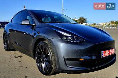 Внедорожник / Кроссовер Tesla Model Y 2023 в 