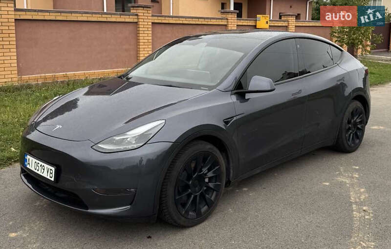 Позашляховик / Кросовер Tesla Model Y 2023 в Києві