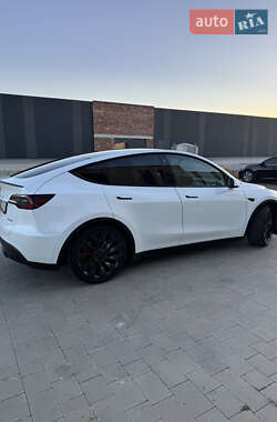 Позашляховик / Кросовер Tesla Model Y 2022 в 
