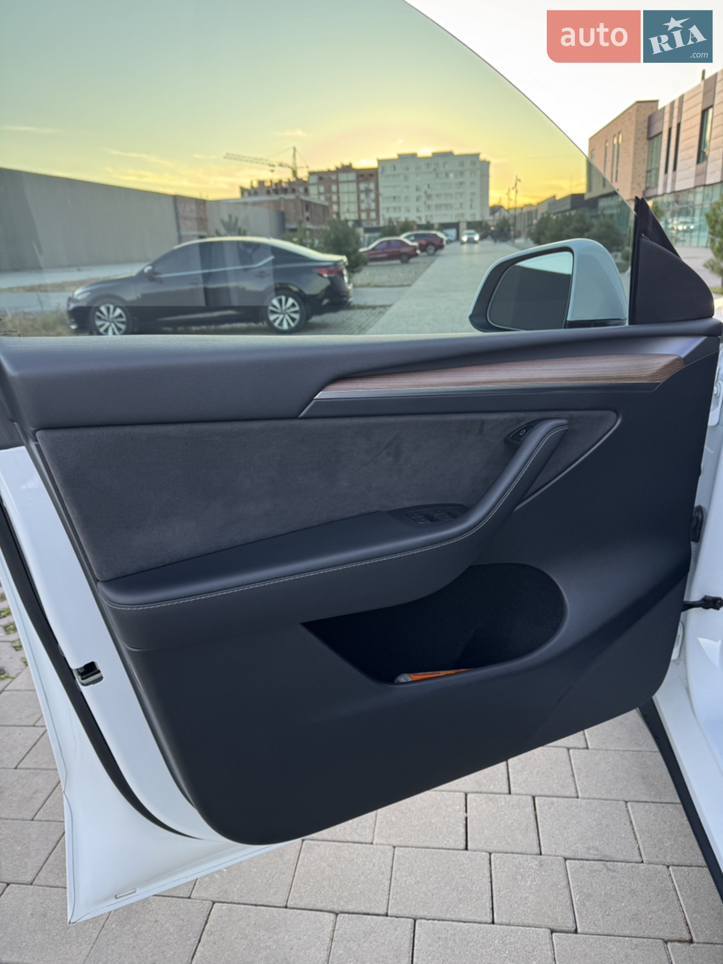 2022 Tesla Model Y - мініатюра 13
