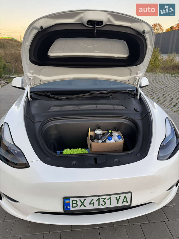 Позашляховик / Кросовер Tesla Model Y 2022 в Хмельницькому