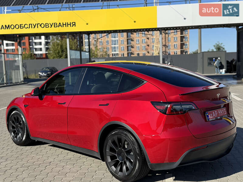 Позашляховик / Кросовер Tesla Model Y 2020 в Луцьку