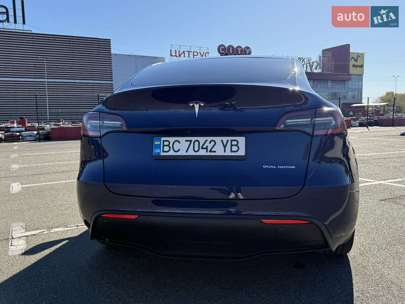Внедорожник / Кроссовер Tesla Model Y 2020 в Киеве
