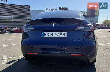 Позашляховик / Кросовер Tesla Model Y 2020 в 