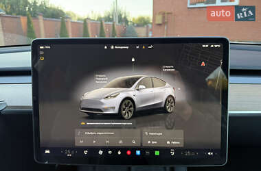 Внедорожник / Кроссовер Tesla Model Y 2025 в 
