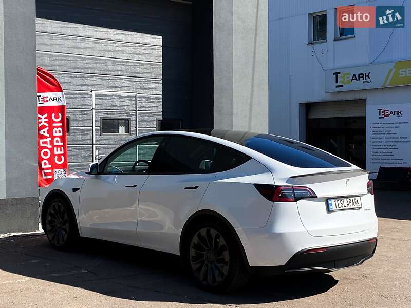 Внедорожник / Кроссовер Tesla Model Y 2022 в Киеве