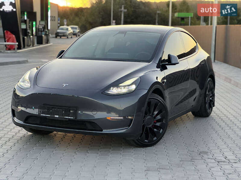 Внедорожник / Кроссовер Tesla Model Y 2022 в 