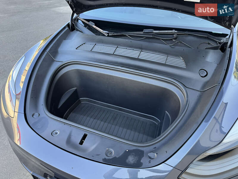 Позашляховик / Кросовер Tesla Model Y 2022 в Вінниці