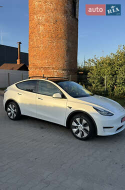 Позашляховик / Кросовер Tesla Model Y 2022 в 
