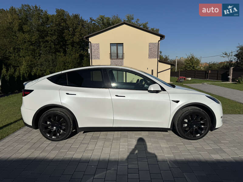 Внедорожник / Кроссовер Tesla Model Y 2021 в Хмельницком