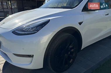 Внедорожник / Кроссовер Tesla Model Y 2021 в 