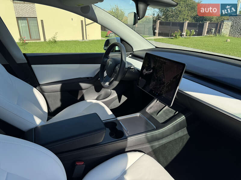 Внедорожник / Кроссовер Tesla Model Y 2021 в Хмельницком