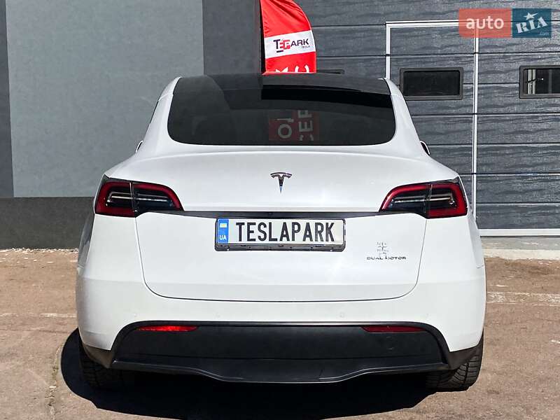 Позашляховик / Кросовер Tesla Model Y 2021 в Києві