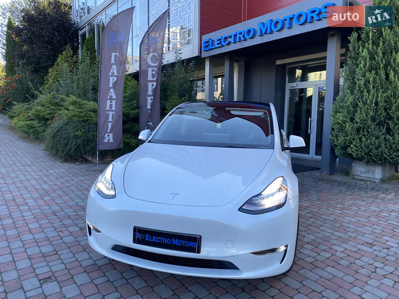 Позашляховик / Кросовер Tesla Model Y 2021 в Львові